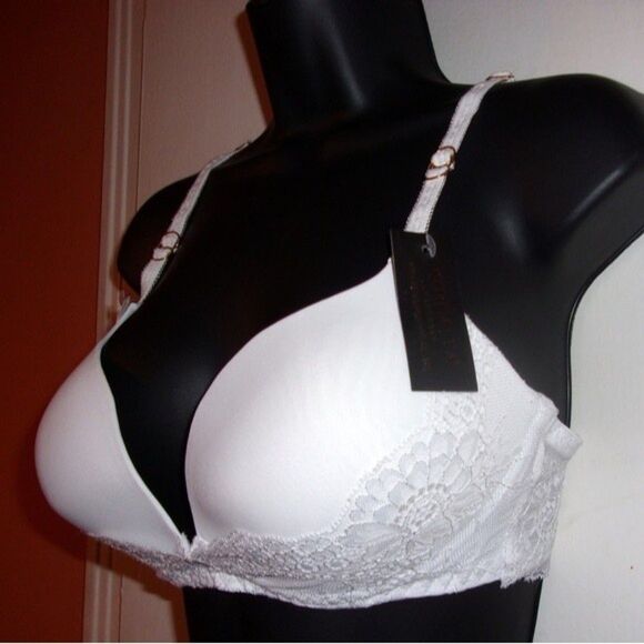 Youmita White Lace Demi Soft Cup 38C Bra NWT - Picture 3 of 7